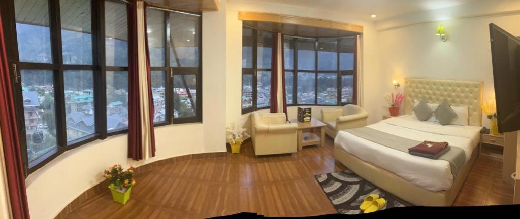 Hotel In Manali With Mountain View Near Mall Road מראה חיצוני תמונה